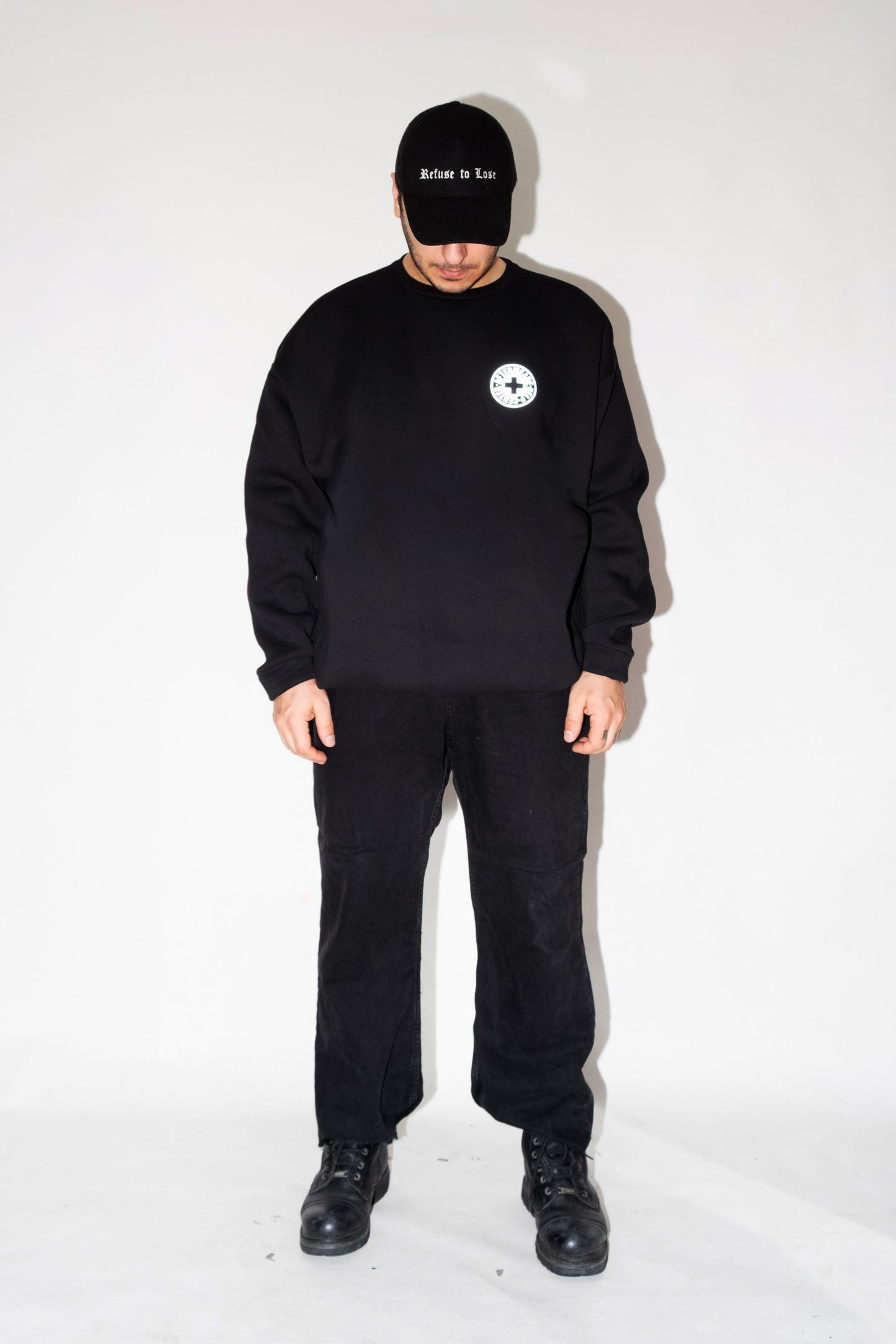 Unisex Siyah Oversize Sweatshirt 'DO YOU NEED AFTER'