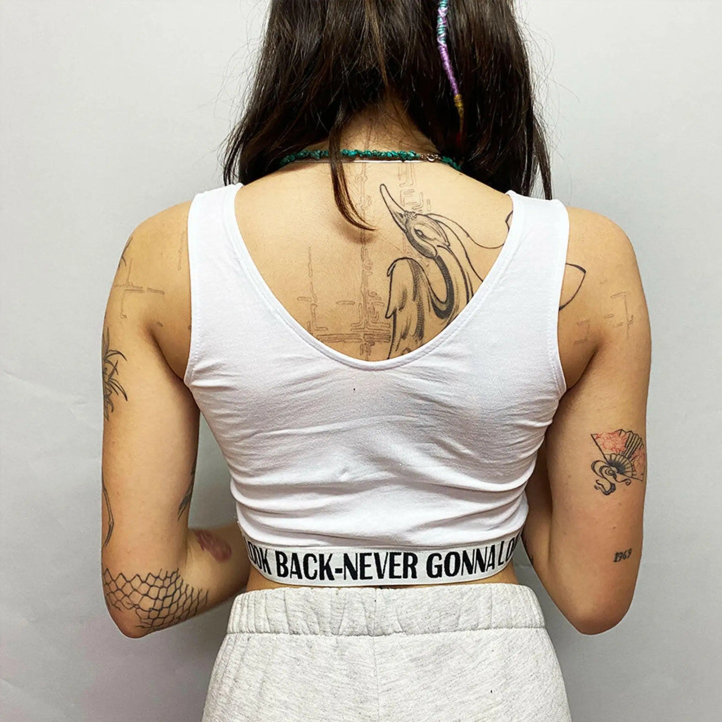NEVER GONNA LOOK BACK WHITE CROP - Outlet