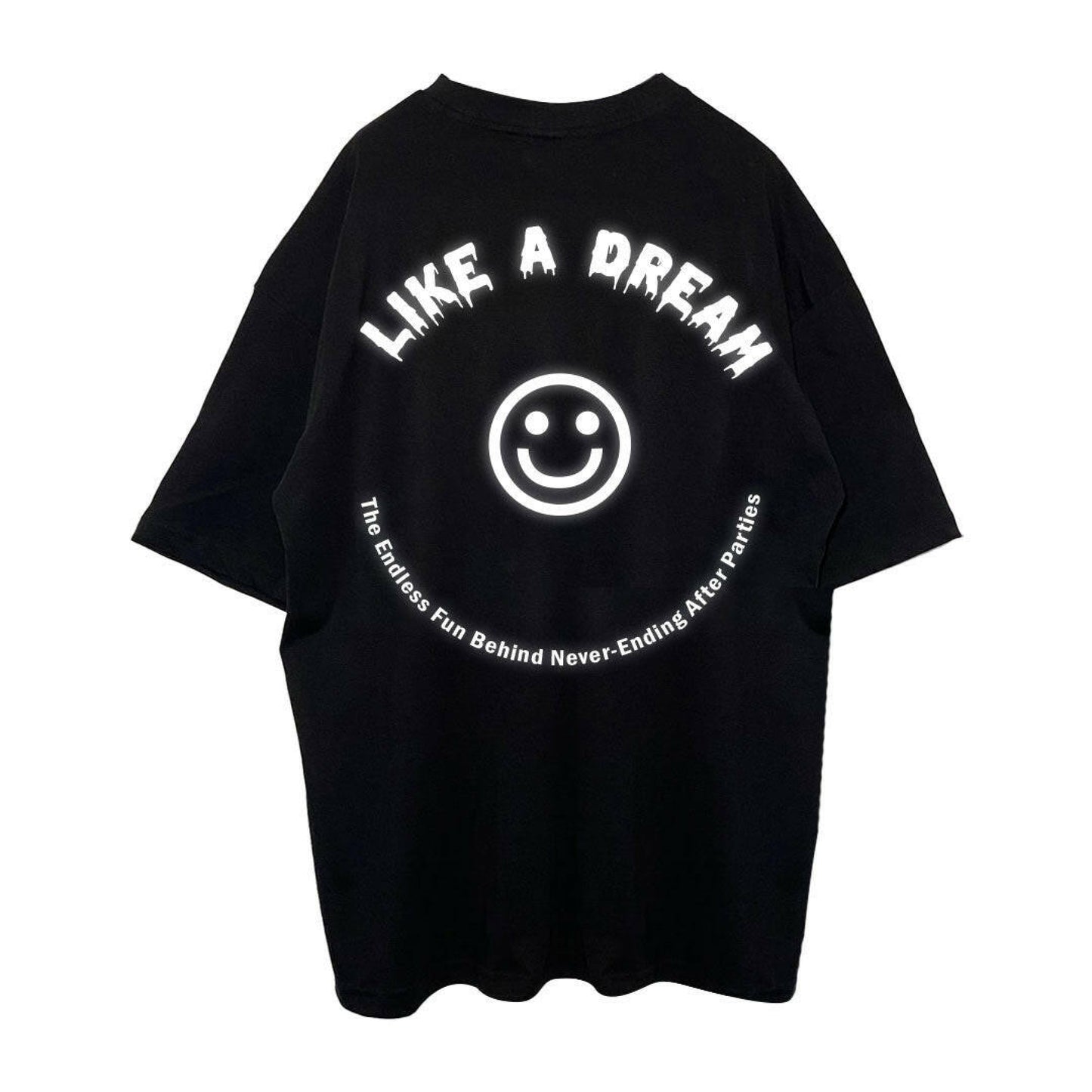 OVERSIZE BLACK T-SHIRT ’LIKE A DREAM’ REFLECTIVE - FREEDOM OVERSIZED