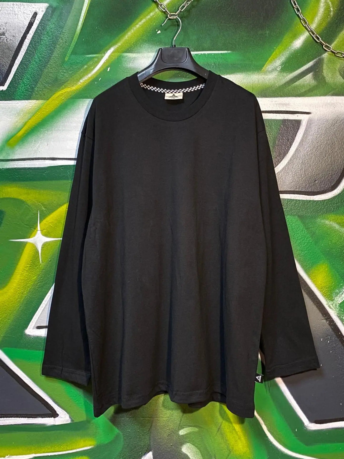 Siyah Uzun Kollu Tişört 'HALLUCINATION' Reflective Black Long Sleeve T-shirt.