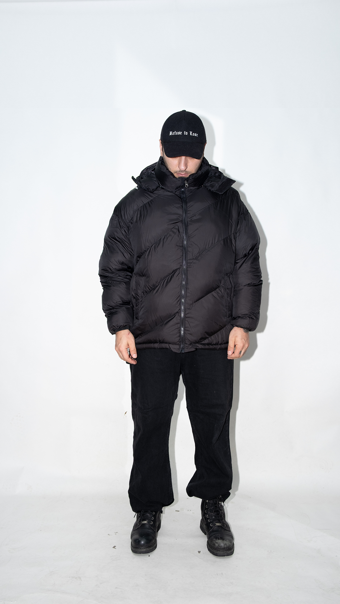 Kapüşonlu Erkek Siyah Şişme Mont