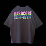 OUTLET – WEISSES OVERSIZE-T-SHIRT „HARDCORE MOTHERFUCKER“ REGENBOGEN REFLEKTIEREND