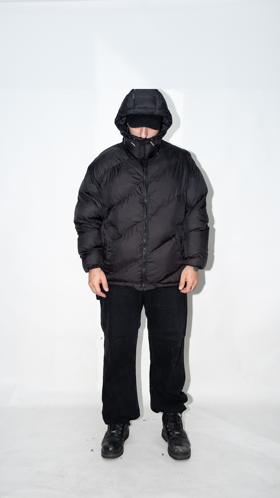 Kapüşonlu Erkek Siyah Şişme Mont