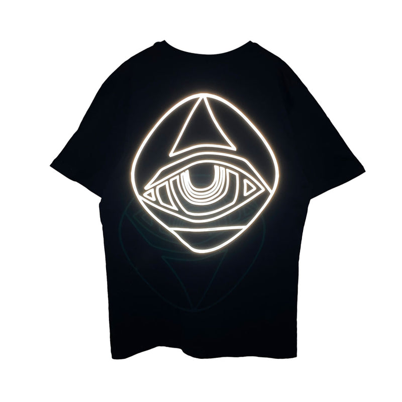 SCHWARZES T-Shirt „BIG EYE PYRAMID“ REFLEKTIEREND MIT ÜBERREGELMÄSSIGER PASSFORM