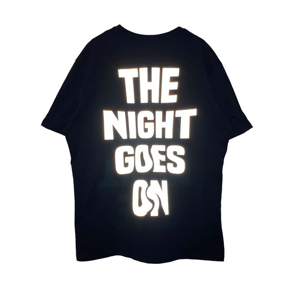 OVER-REGULAR FIT BLACK T-SHIRT 'THE NIGHT GOES ON' REFLECTIVE