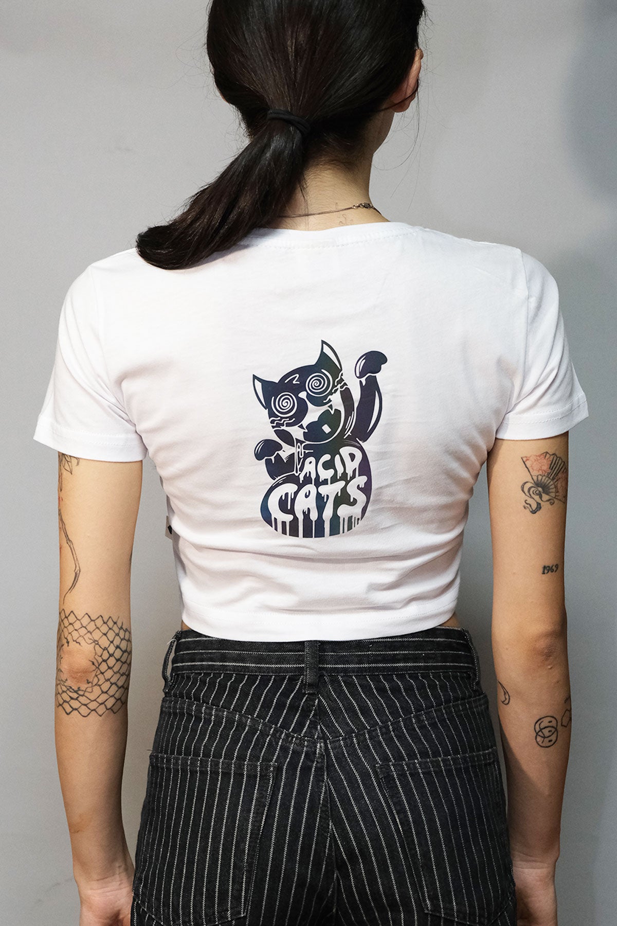 Beyaz Crop Tişört - ACID CATS | White Crop T-shirt.