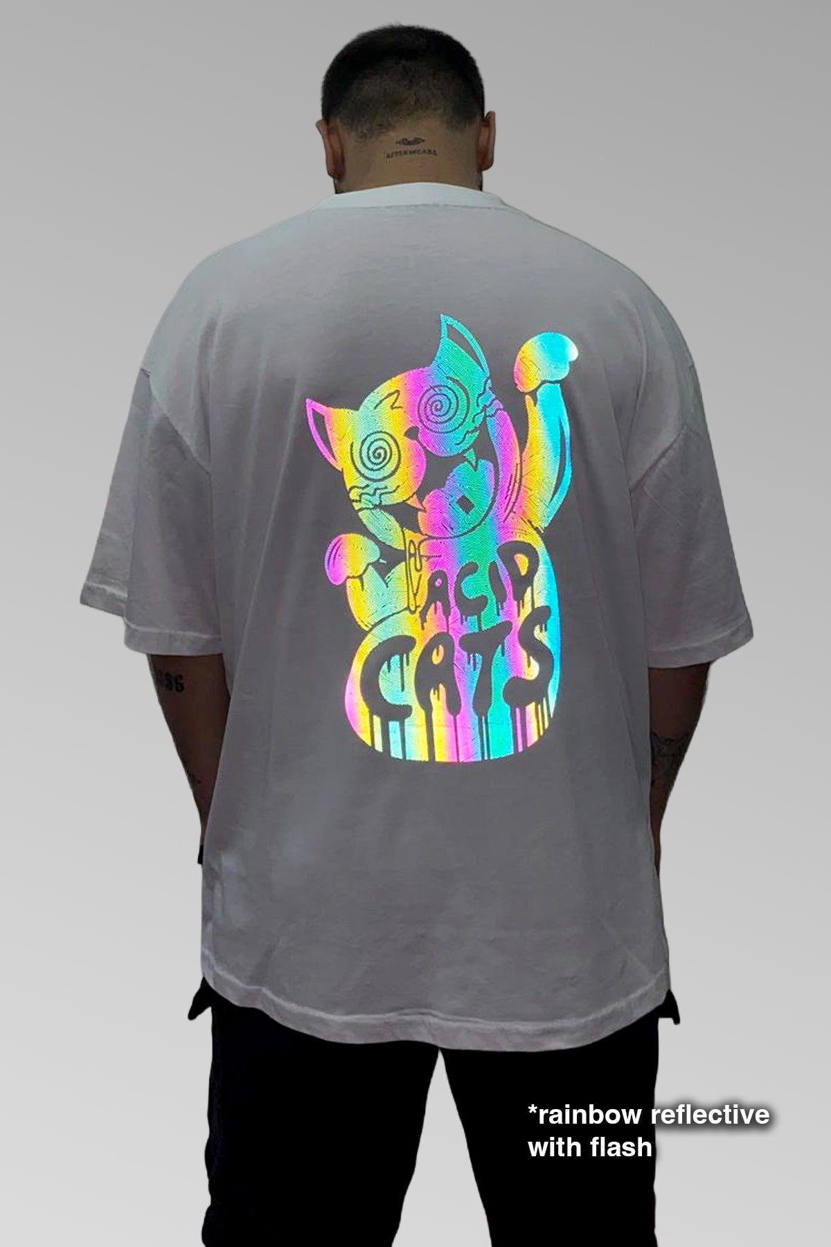 Oversize Beyaz Tişört 'ACID CATS'