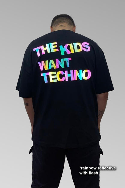 Oversize Siyah Tişört 'THE KIDS WANT TECHNO'