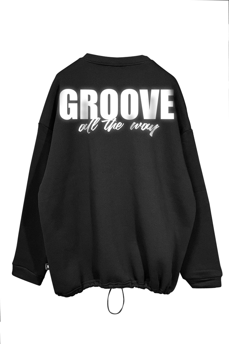 Unisex black oversize sweatshirt with 'Groove All The Way' print, ideal for music and streetwear enthusiasts.