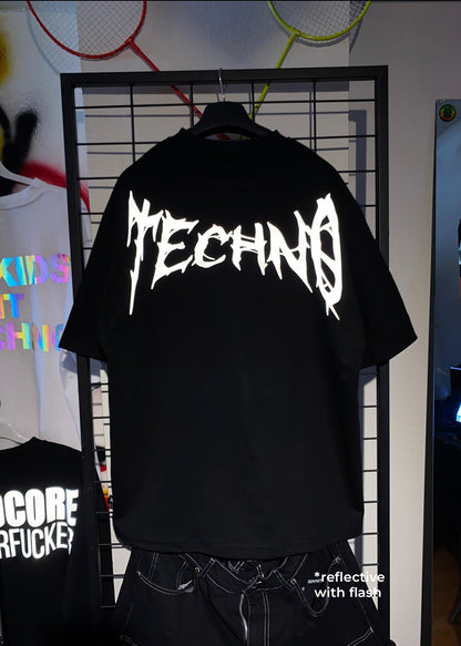 OVERSIZE BLACK T-SHIRT 'TECHNO EDGY' REFLECTIVE