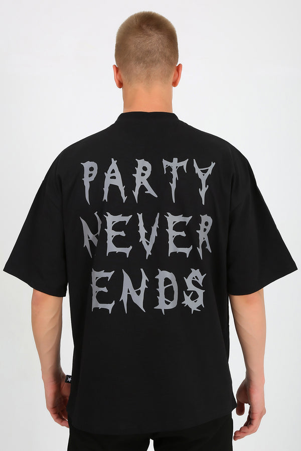 OVERSIZE BLACK T-SHIRT 'PARTY NEVER ENDS'