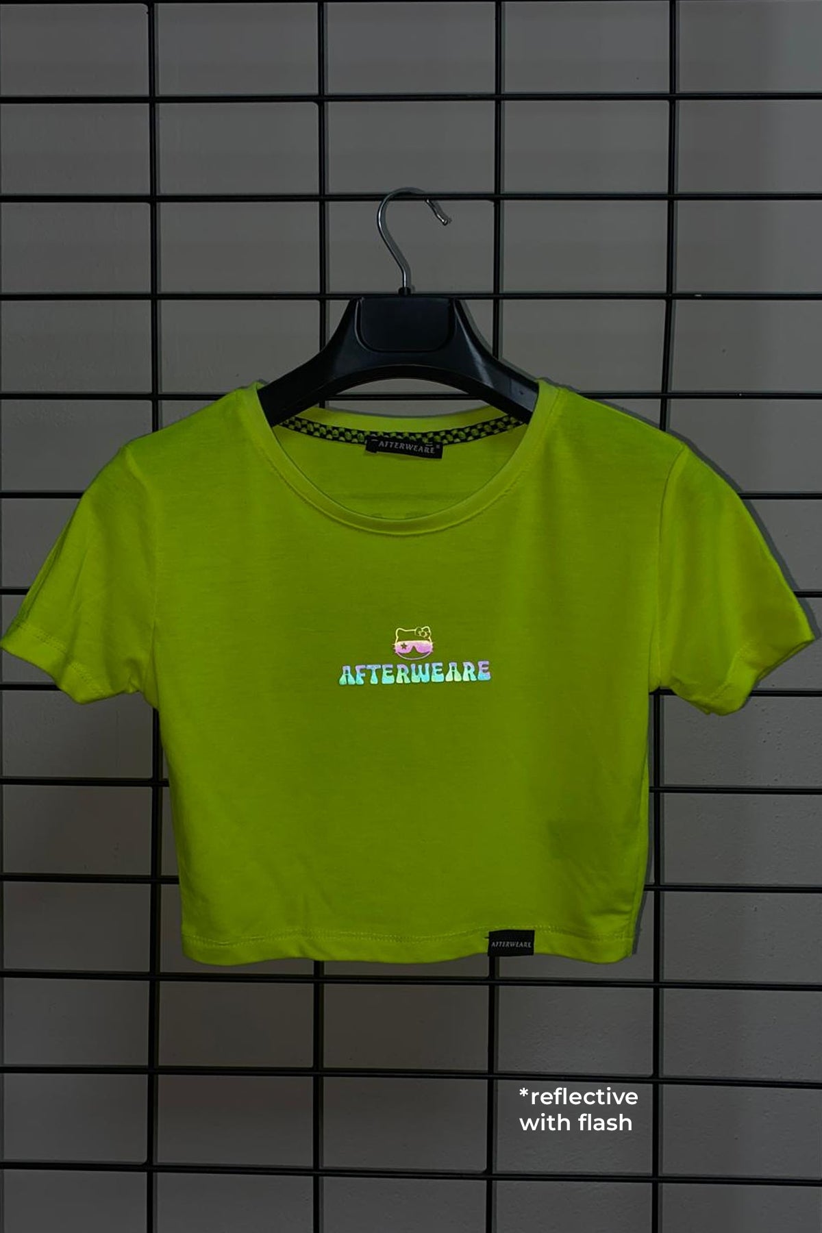 Neon Sarı Crop Tişört - Girls Love Techno | Reflective Neon Yellow Crop T-shirt.