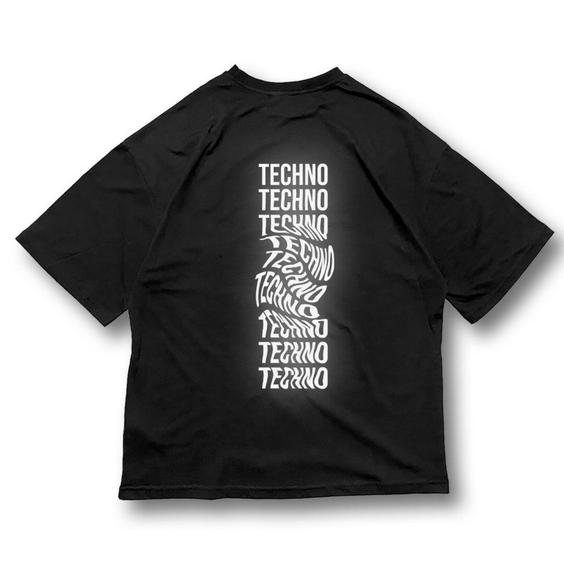 OVERSIZE BLACK T-SHIRT ’TECHNO REVOLUTION’ REFLECTIVE - FREEDOM OVERSIZED