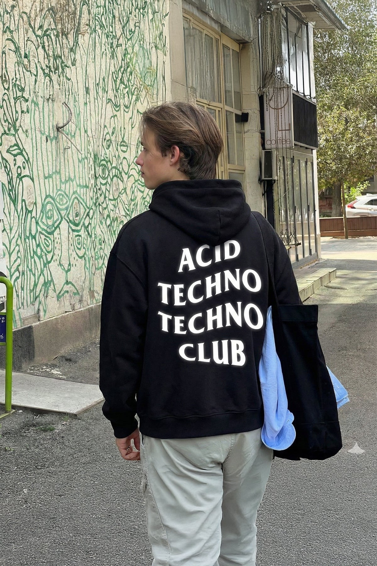 SCHWARZER OVERSIZE-HOODIE 'ACID TECHNO TECHNO CLUB' REFLEKTIEREND