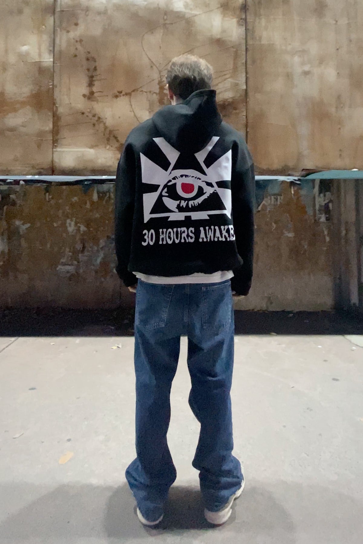 SCHWARZER OVERSIZE-HOODIE „HARDCORE MOTHERFUCKER“ REFLEKTIEREND