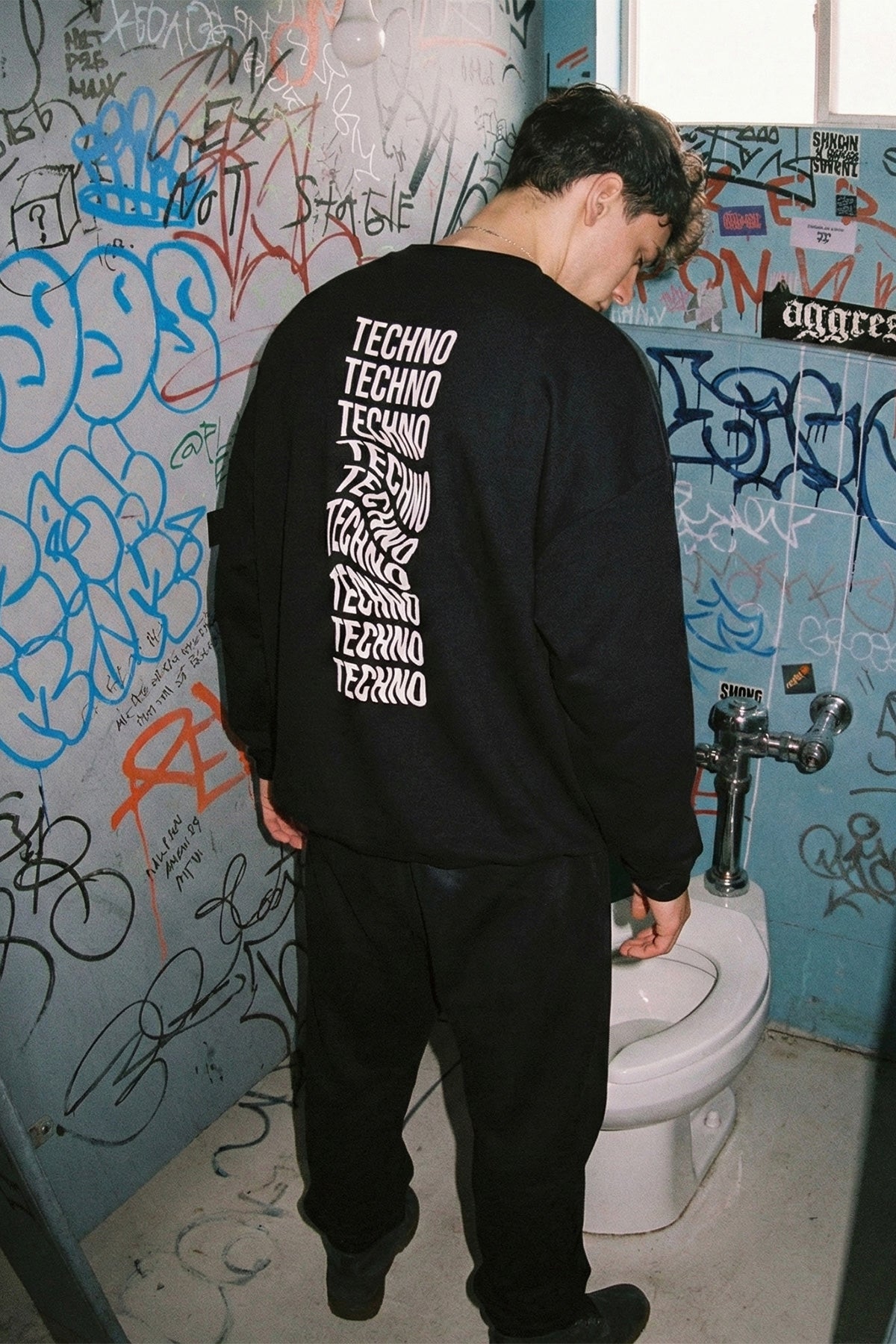 Unisex Siyah Oversize Sweatshirt 'TECHNO REVOLUTION'