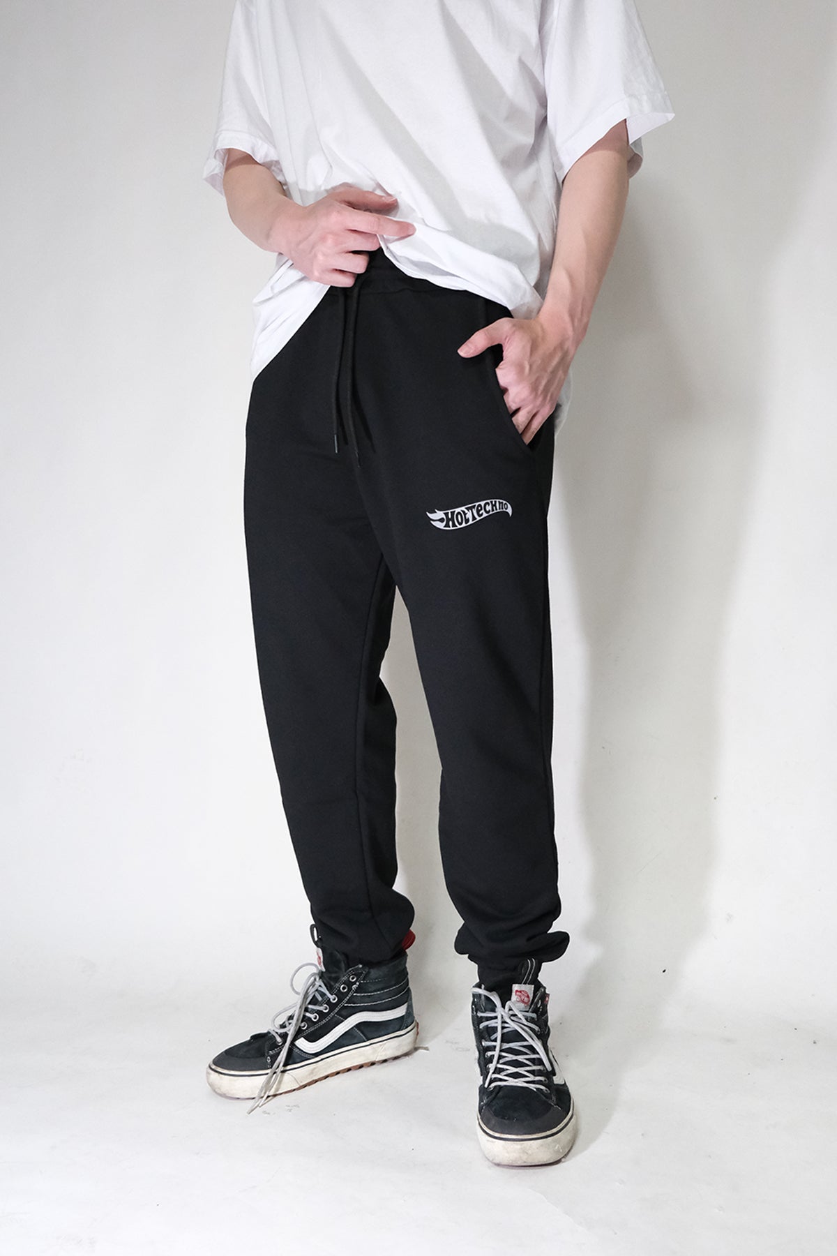 Siyah Eşofman Altı Hot Techno - Unisex Rahat ve Şık Günlük Giyim