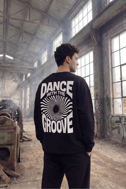 Unisex Siyah Oversize Sweatshirt – 'Dance with the Groove' Graphic