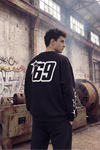Unisex Siyah Oversize Sweatshirt – '69 Star' Graphic with Sleeve Design
