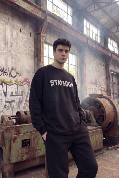 Unisex Siyah Oversize Sweatshirt 'STAYHIGH'
