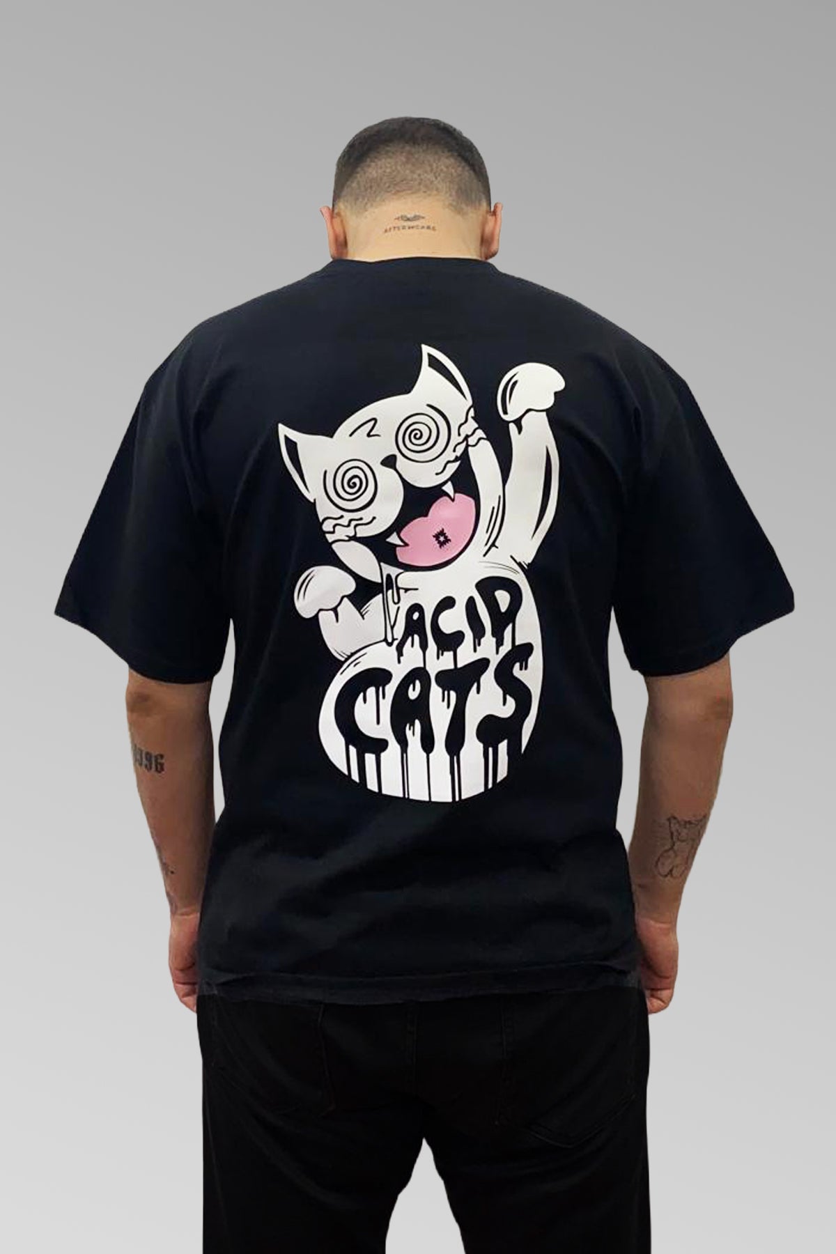 Oversize Siyah Tişört 'Acid Cats'