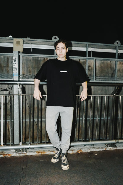 Oversize Siyah Tişört ''The kids want techno''