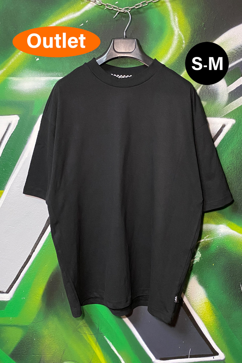 OUTLET - Siyah Oversize Tee - Dark Beats Bright Spirits