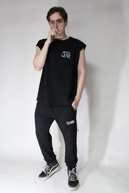 Afterweare Model Üzerinde Siyah Sleeveless Kolsuz Tişört (Sporcu Atlet) - Önde "Afterweare" baskılı