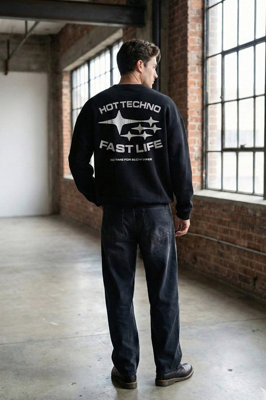 Unisex Siyah Oversize Sweatshirt – 'Hot Techno Fast Life' Design
