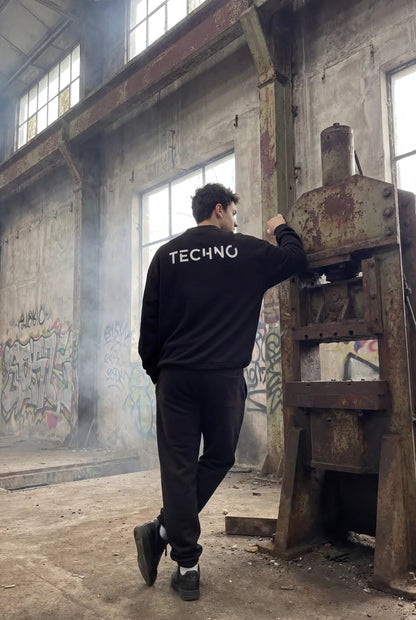 Unisex Siyah Oversize Sweatshirt 'TECHNO IS BACK'