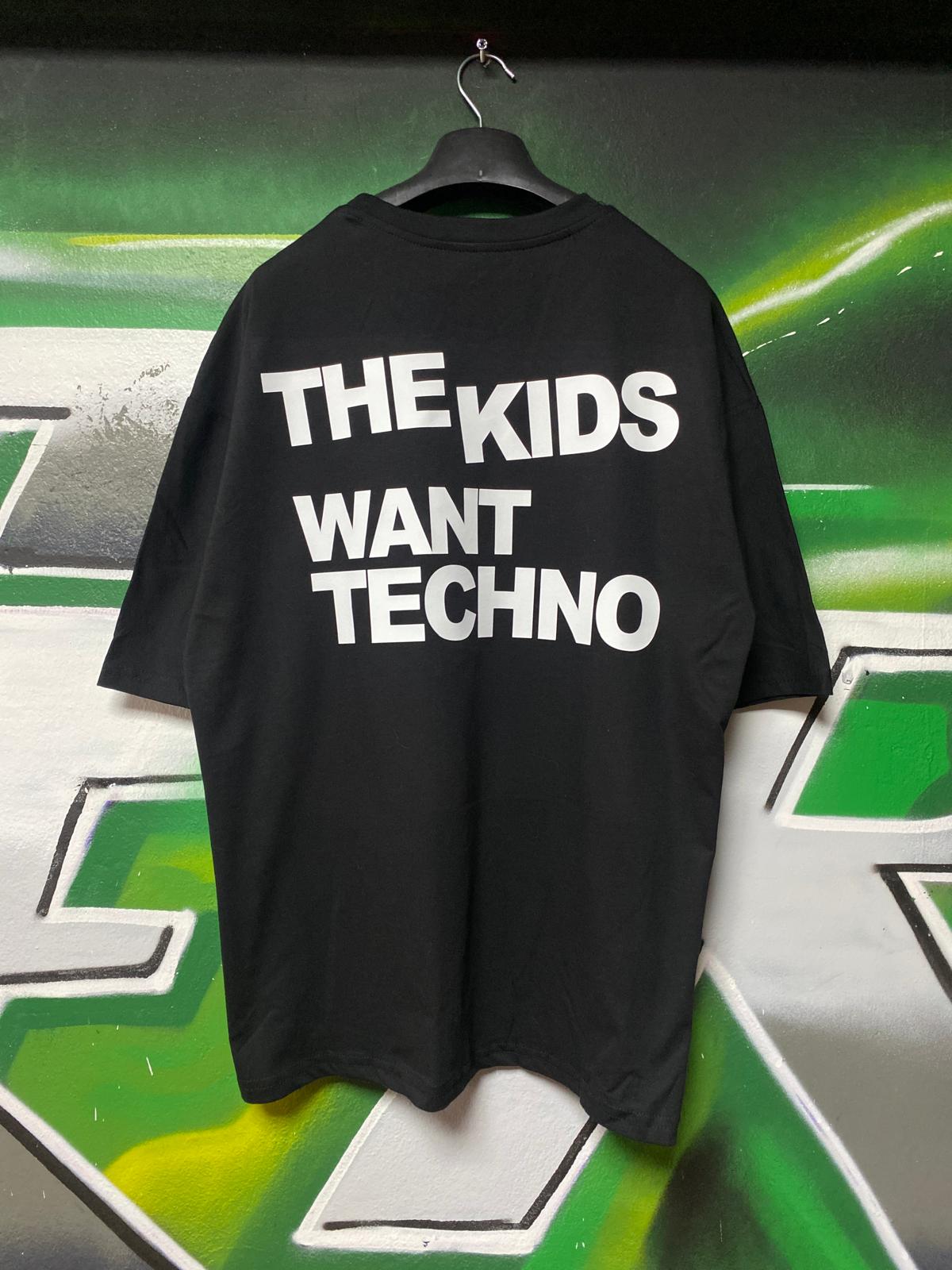 Oversize Siyah Tişört 'THE KIDS WANT TECHNO'