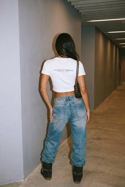 Reflektör Baskılı Beyaz Crop Tişört - We Call It Techno | Reflective Print White Crop T-shirt