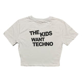 WEISSES CROP-T-SHIRT „THE KIDS WANT TECHNO“