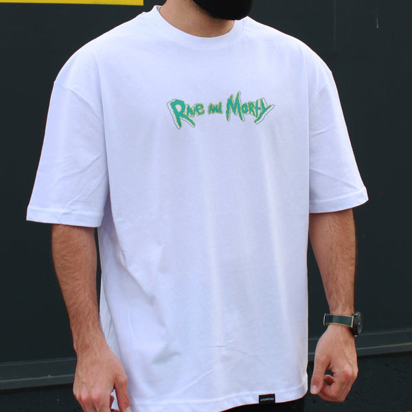 WHITE OVERSIZE T-SHIRT 'RAVE AND MORTY'